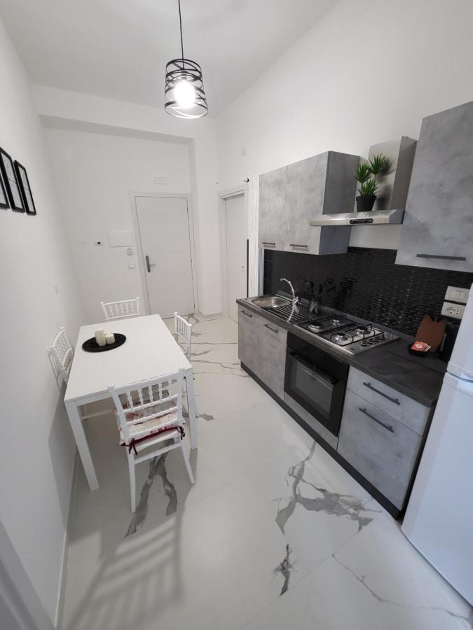 Newlife 815 Holiday Home Black Mercato San Severino Esterno foto
