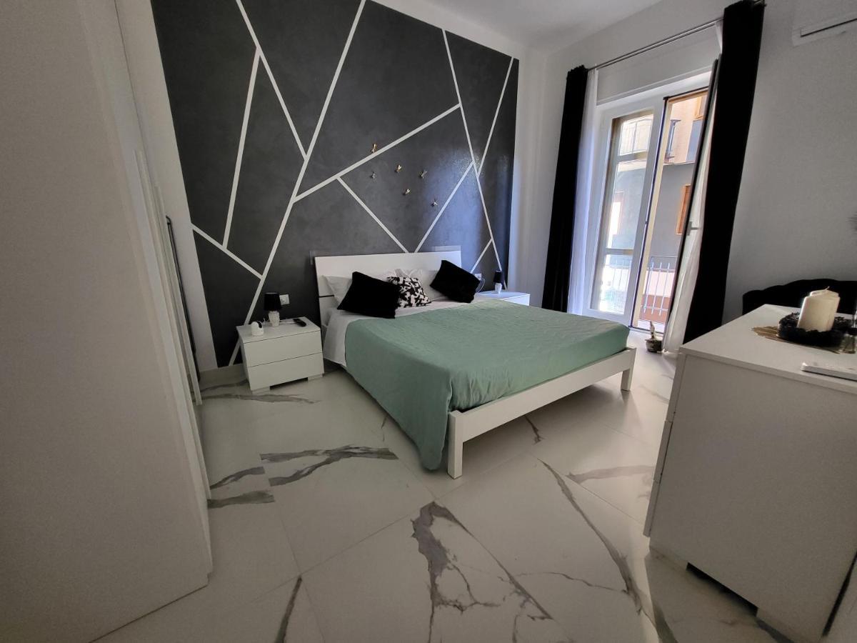 Newlife 815 Holiday Home Black Mercato San Severino Esterno foto