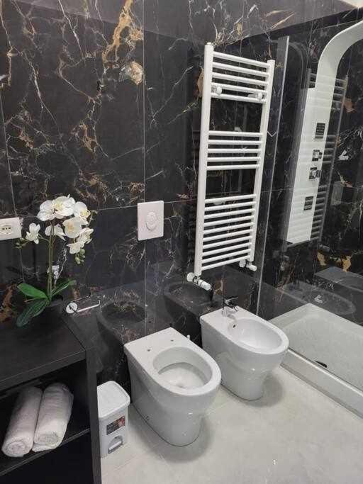 Newlife 815 Holiday Home Black Mercato San Severino Esterno foto
